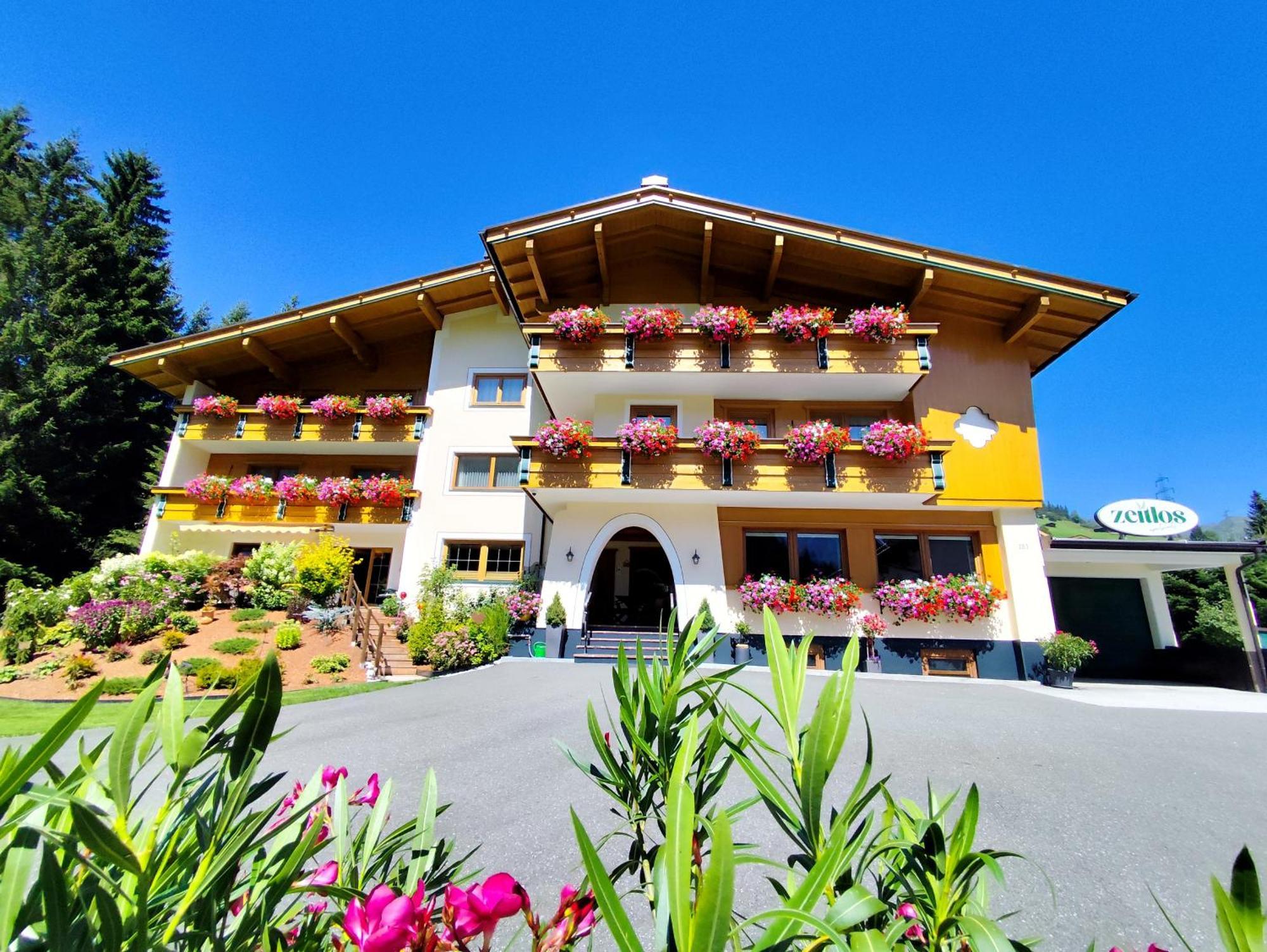 Zeitlos Apartments Gerlos Extérieur photo